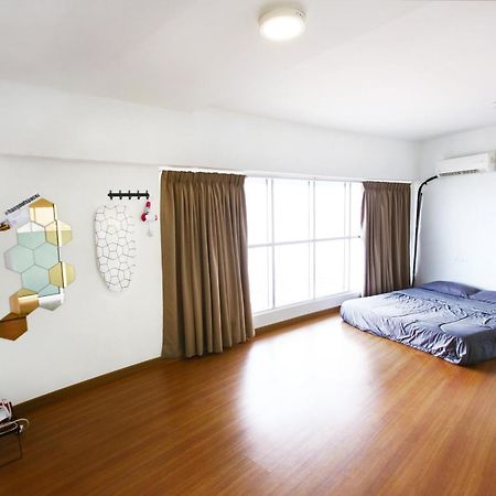 Private Beanie Apartment Bayan Lepas Exterior photo